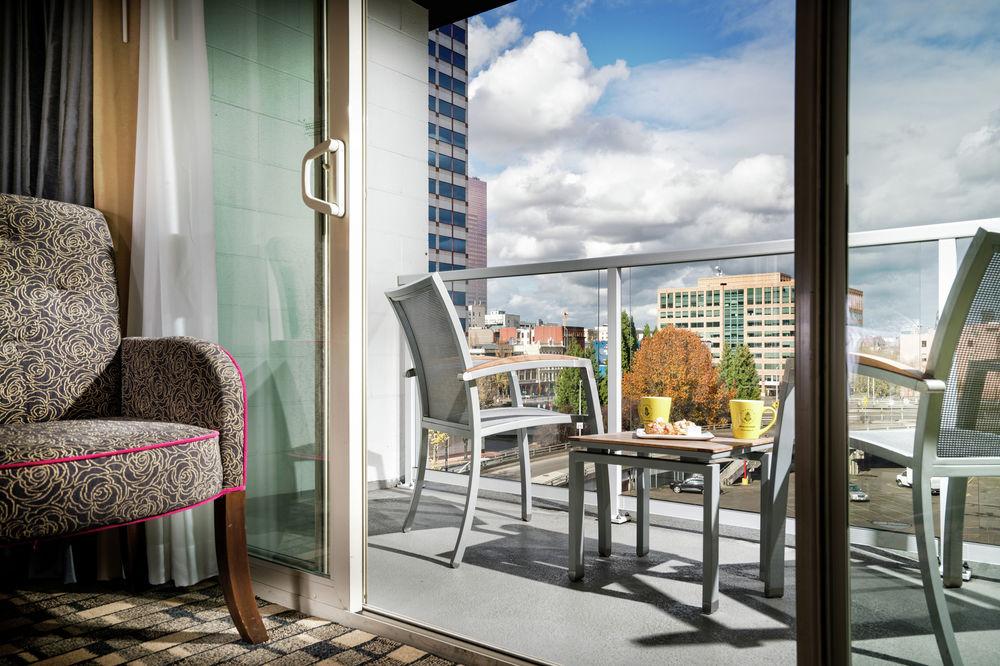 Staypineapple, Hotel Rose, Downtown Portland Exterior foto