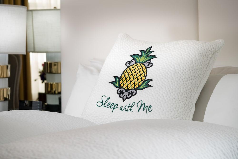 Staypineapple, Hotel Rose, Downtown Portland Exterior foto